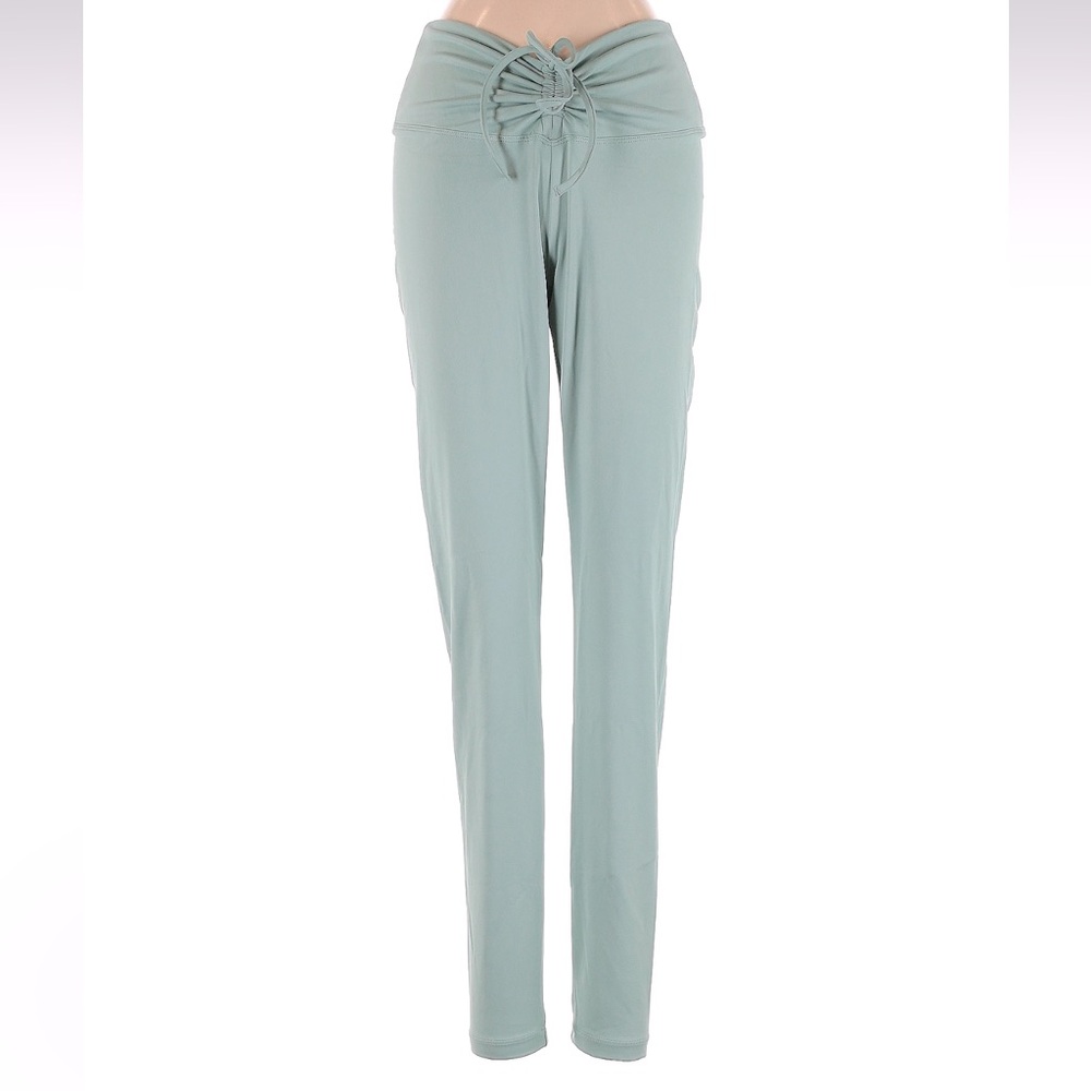 NWT Victoria’s Secret green active leggings size S